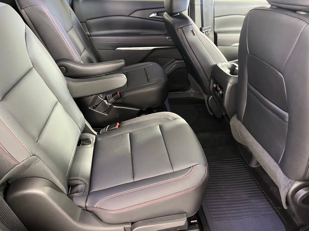 New 2026 Chevrolet Traverse Z71 w/ Driver Confidence Package image 17