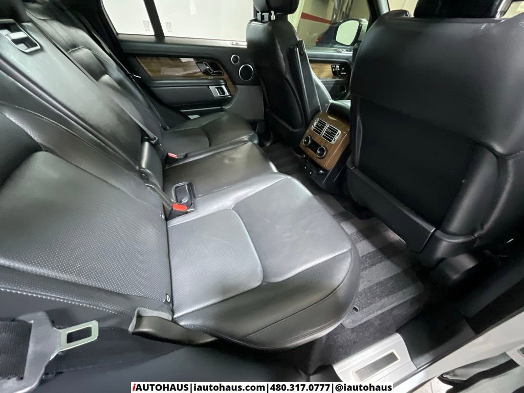 Used 2018 Land Rover Range Rover HSE image 18