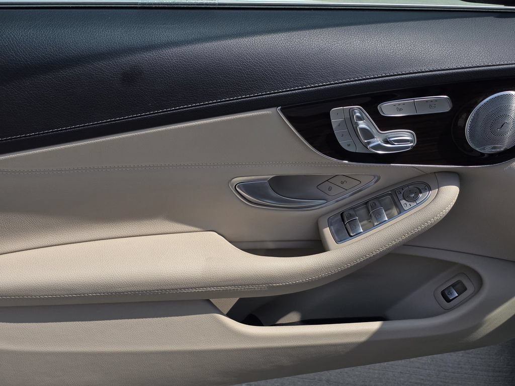 Used 2023 Mercedes-Benz C 300 Cabriolet image 18