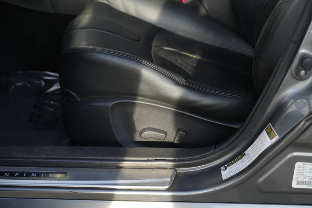 Used 2015 INFINITI Q40 AWD w/ Navigation Package image 16