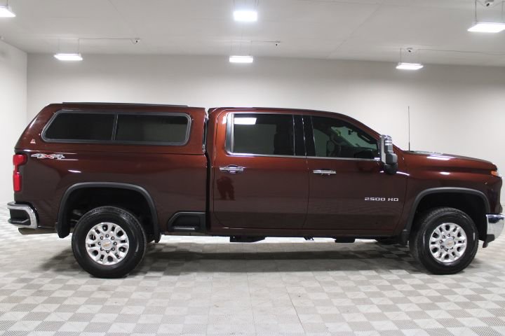 Used 2024 Chevrolet Silverado 2500 LTZ w/ LTZ Plus Package image 9