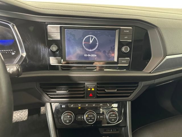 Used 2023 Volkswagen Jetta SE image 20