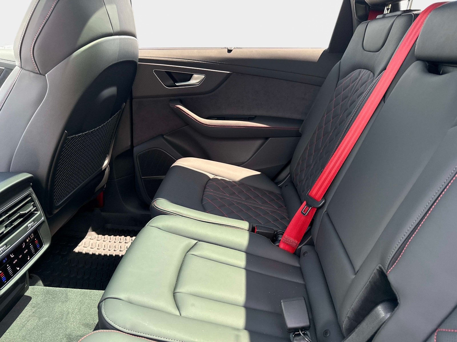 New 2026 Audi Q7 3.0T Prestige AWD/4WD image 12