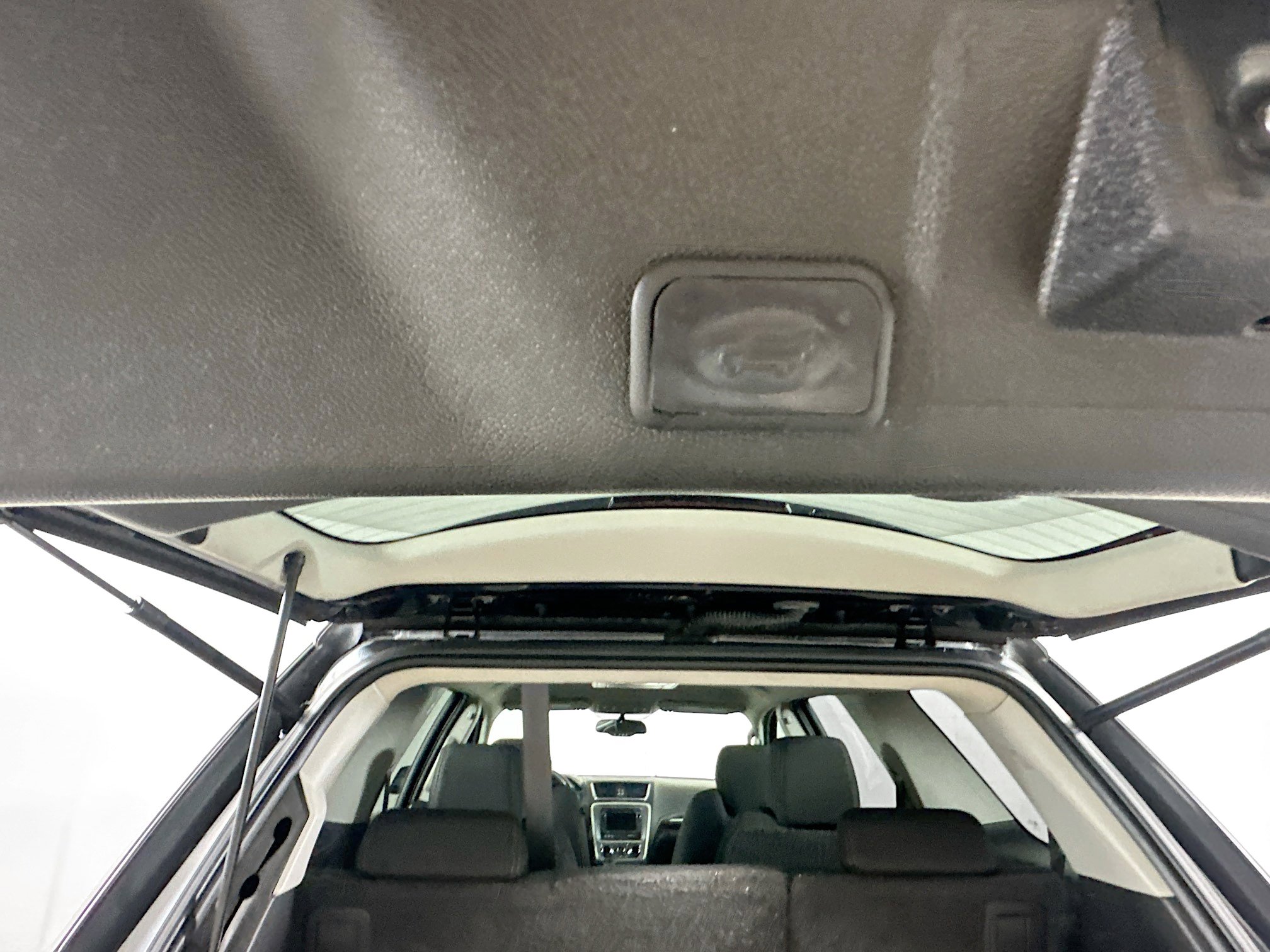 Used 2014 GMC Acadia SLE FWD image 30