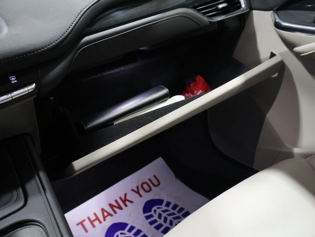 Used 2023 Cadillac XT4 Premium Luxury image 31