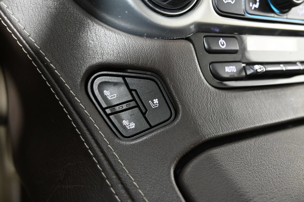 Used 2019 Chevrolet Tahoe Premier AWD/4WD image 33