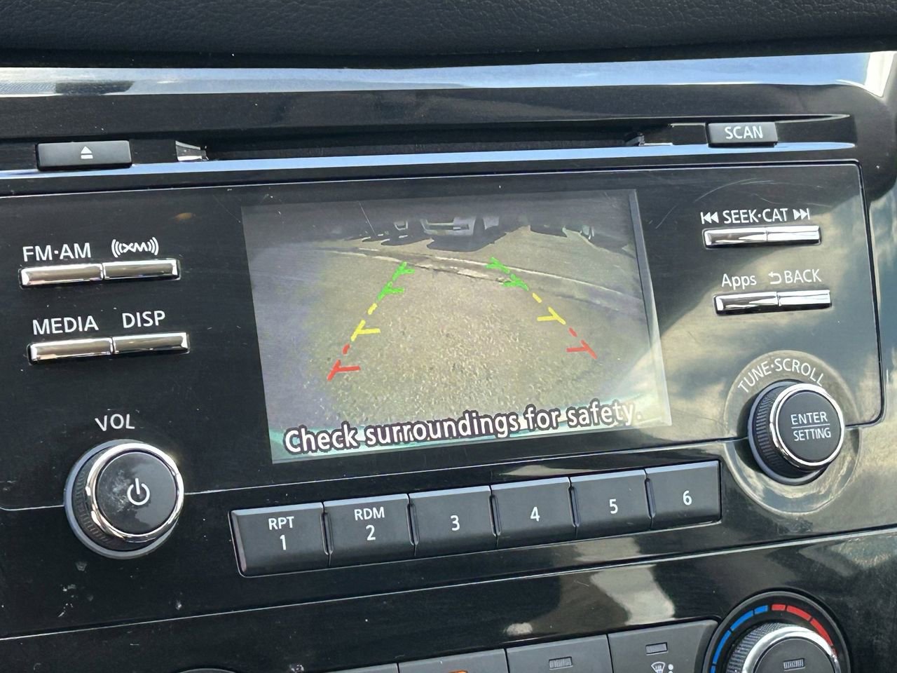 Used 2016 Nissan Rogue S FWD image 30
