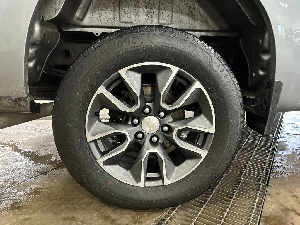 Used 2023 Chevrolet Silverado 1500 LT image 38