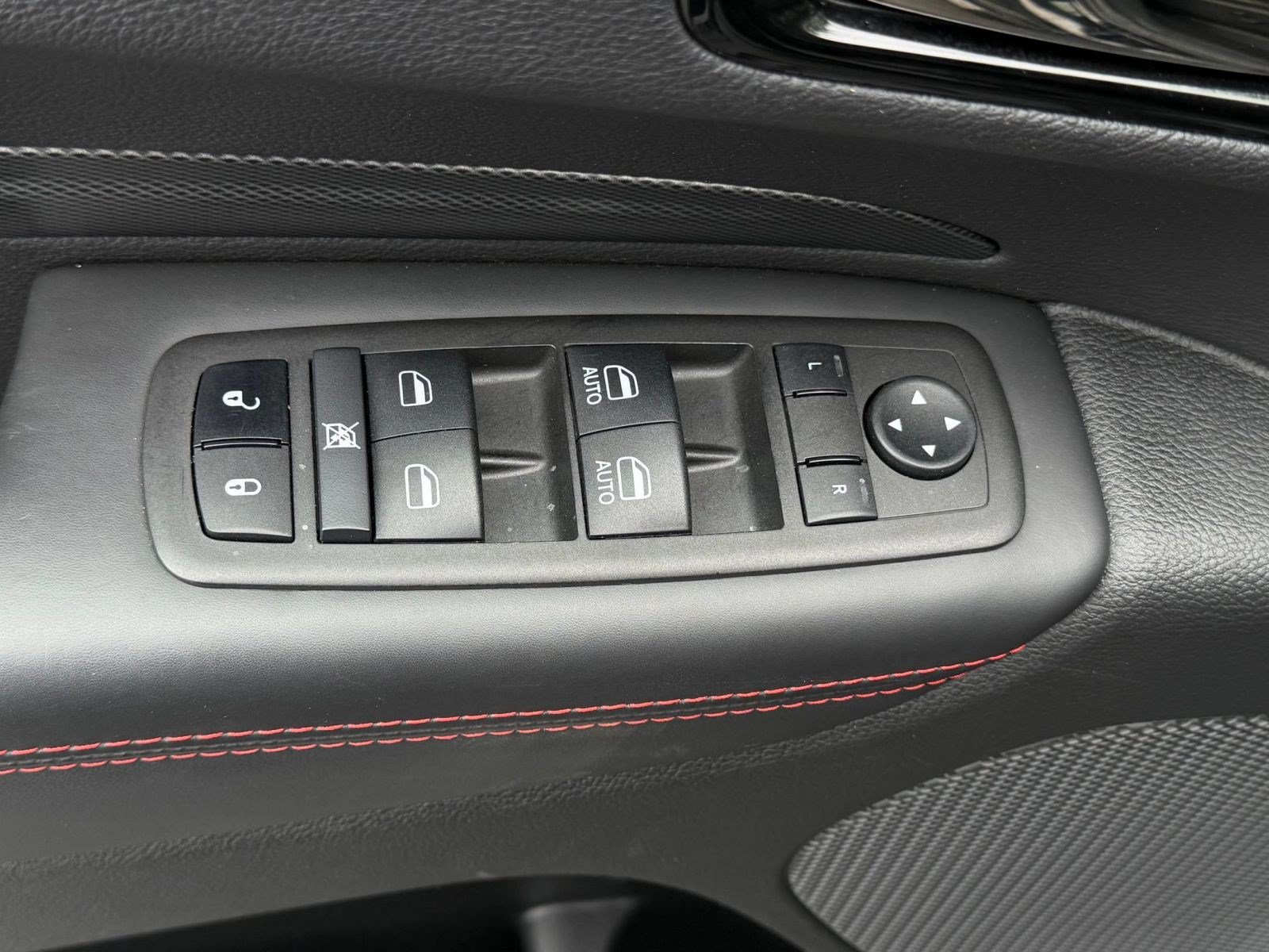 Used 2024 Dodge Durango GT AWD/4WD image 27