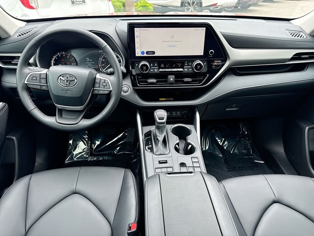 Used 2026 Toyota Highlander XLE AWD/4WD image 23