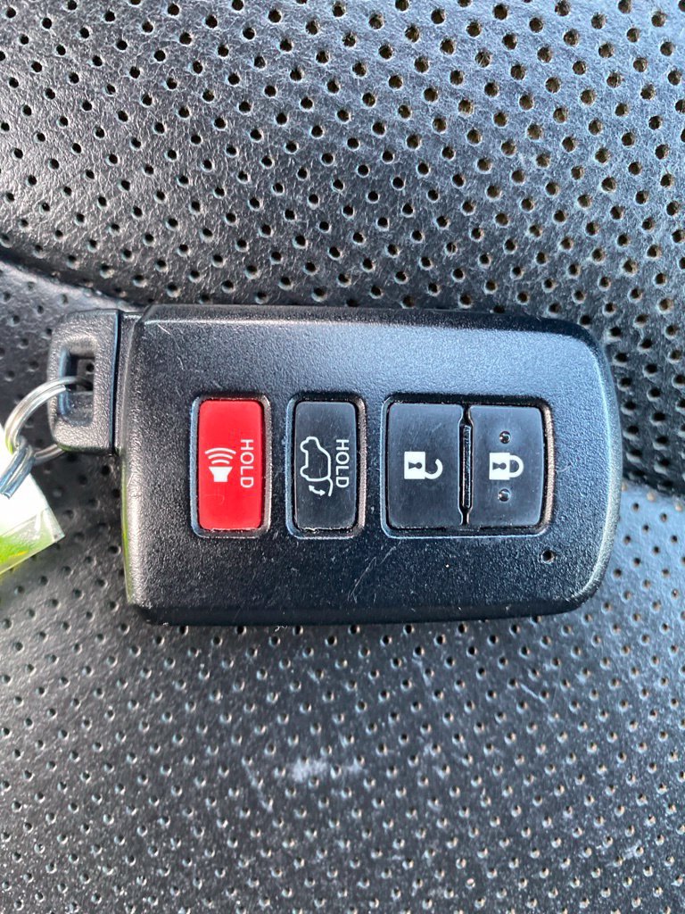 Used 2018 Toyota Highlander Limited w/ Protection Package #3 AWD/4WD image 55