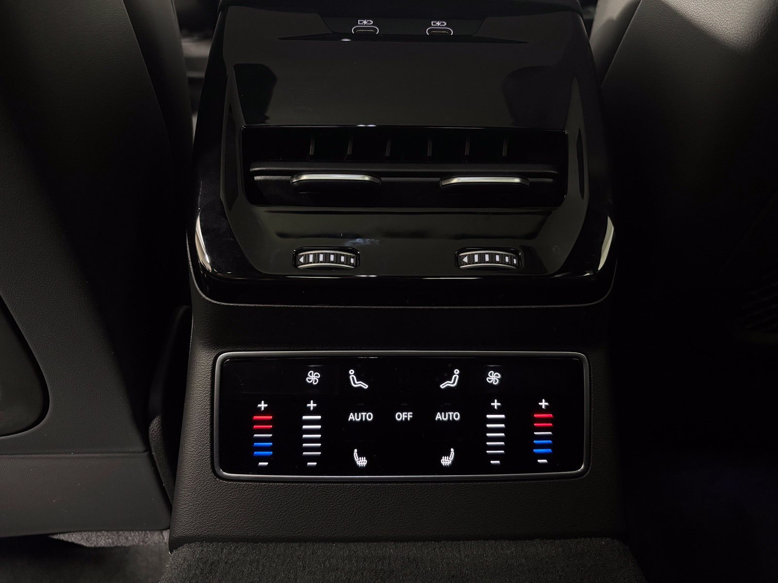 New 2026 Audi A6 Prestige AWD/4WD image 18