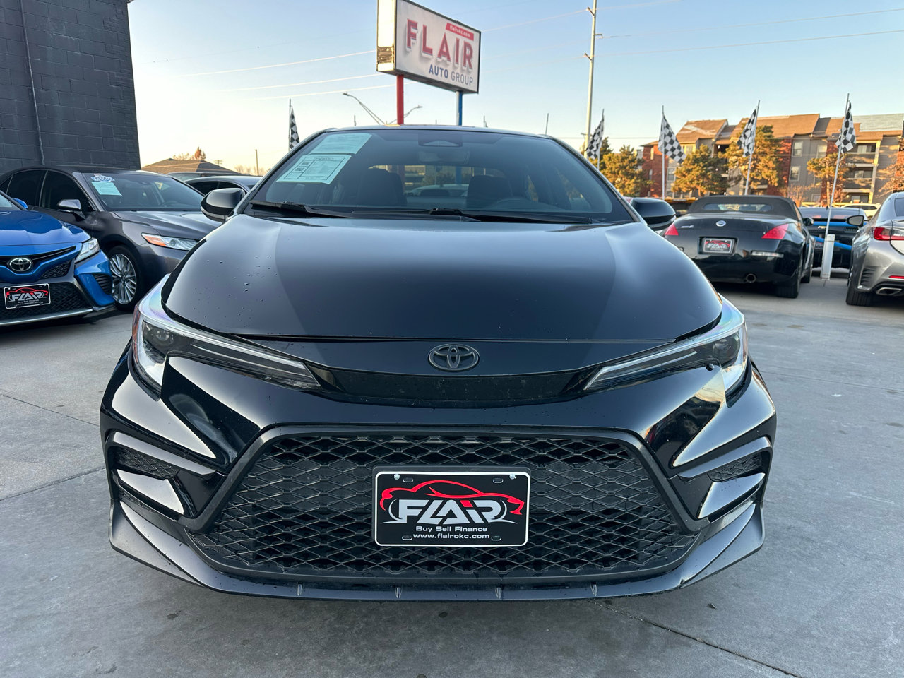 Used 2024 Toyota Corolla SE image 2