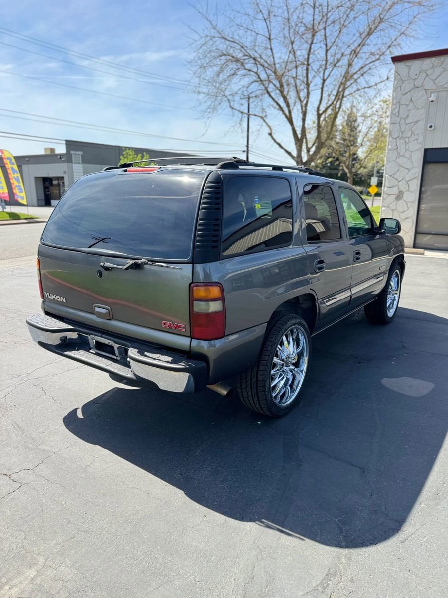 Used 2002 GMC Yukon SLE image 7