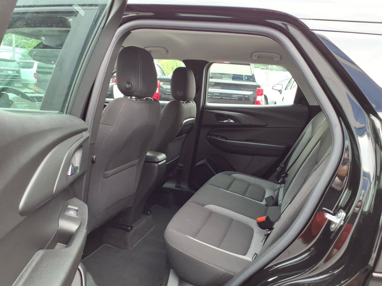 Certified 2023 Chevrolet TrailBlazer LS FWD image 17