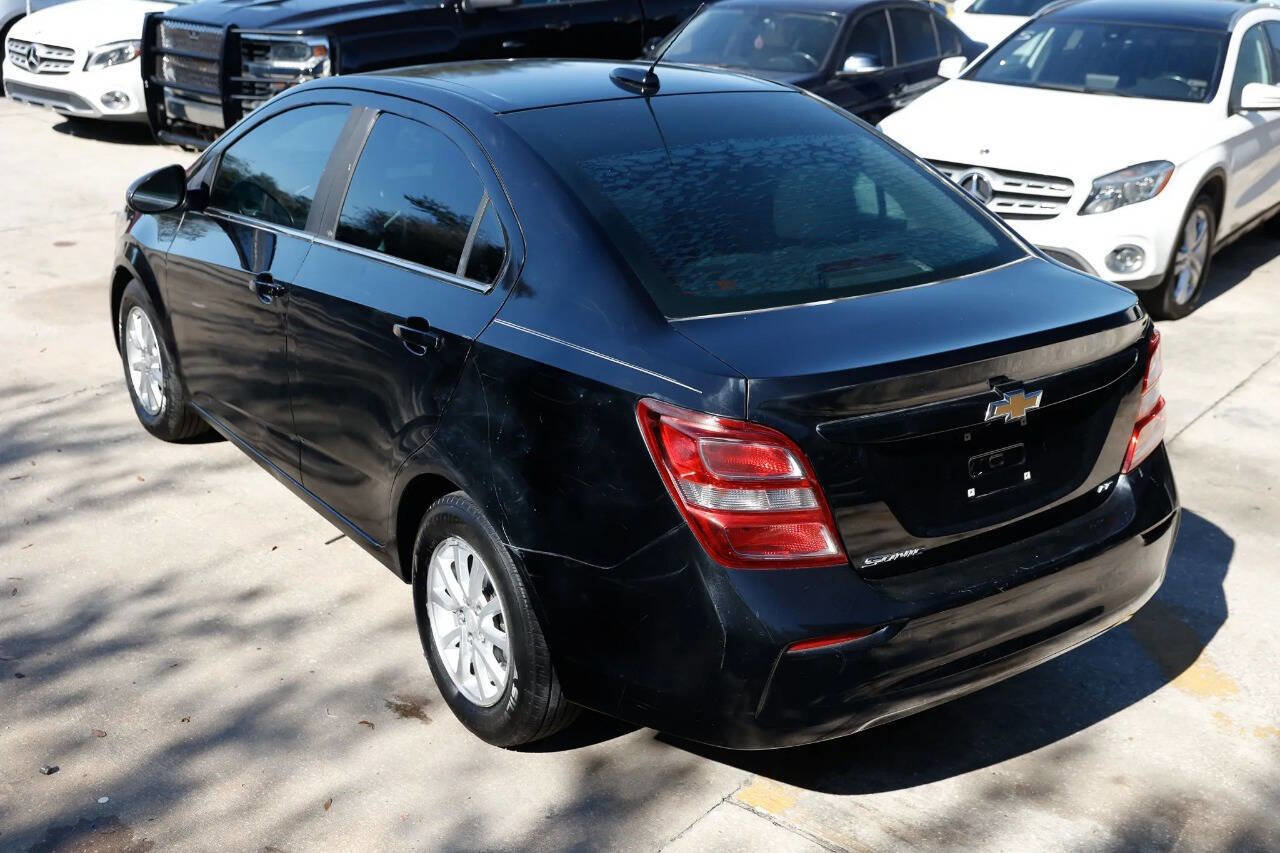 Used 2017 Chevrolet Sonic LT image 4