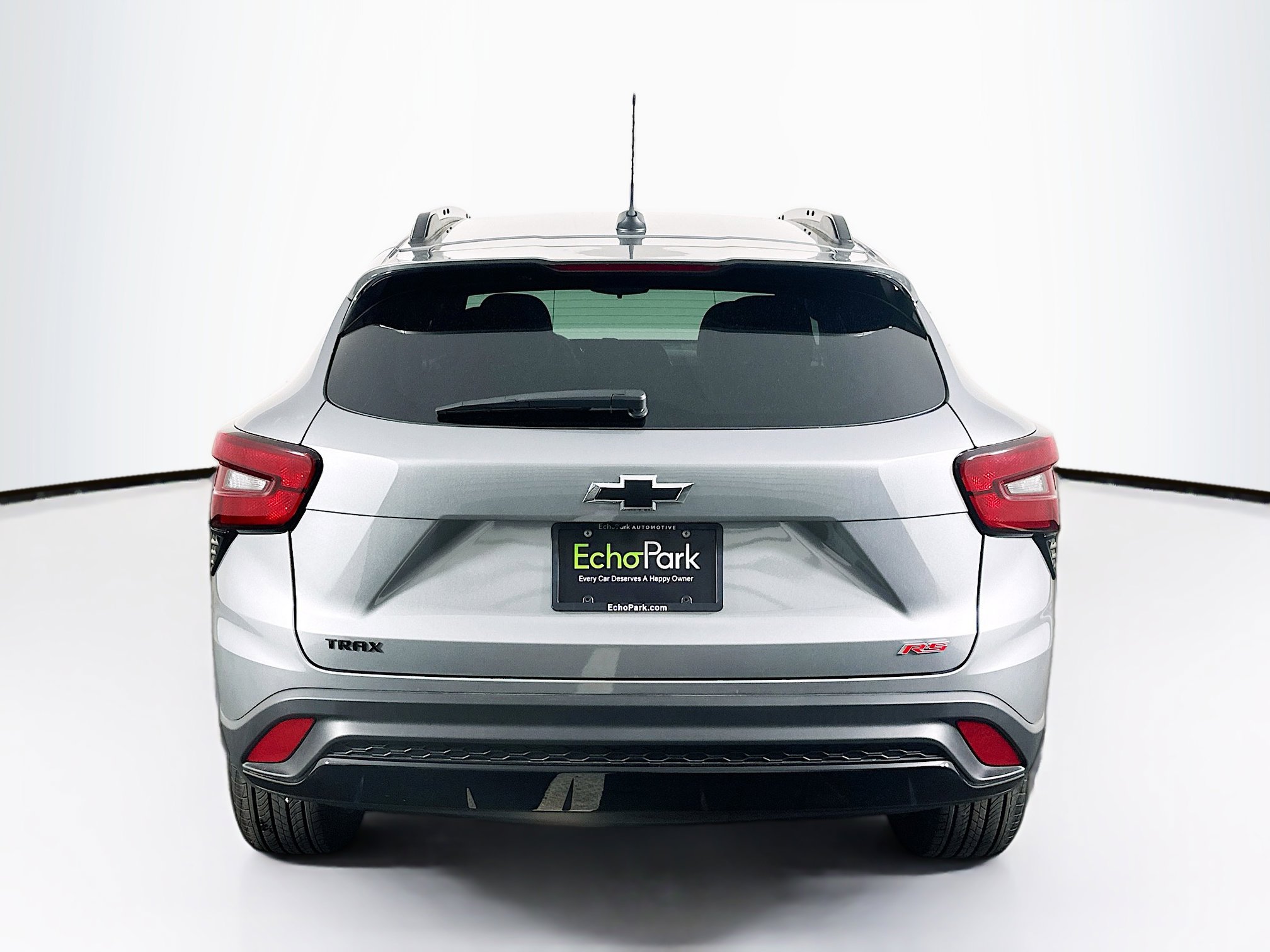 Used 2025 Chevrolet Trax RS FWD image 7