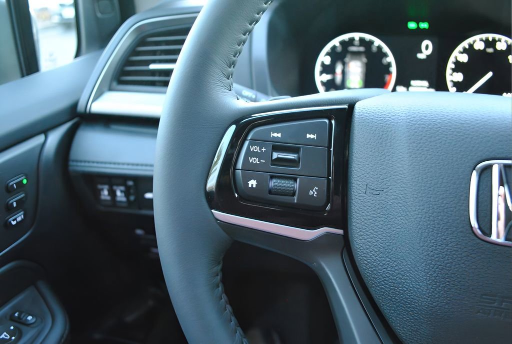 New 2026 Honda Odyssey EX-L image 10