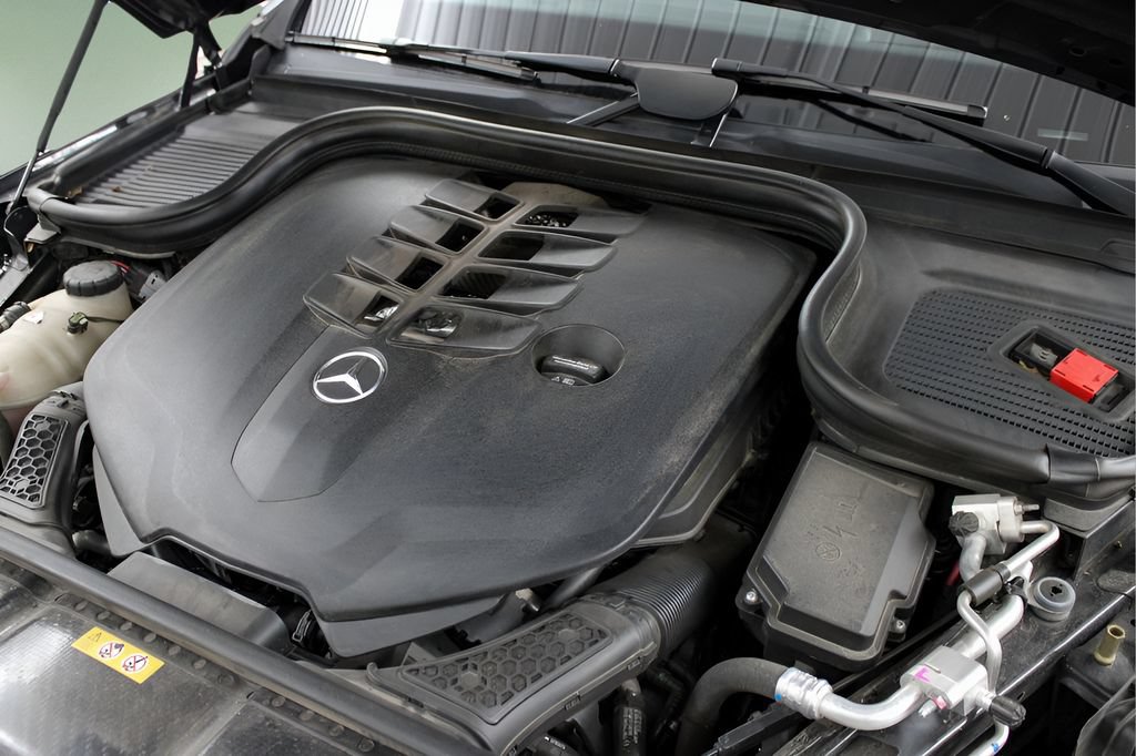 Used 2022 Mercedes-Benz GLE 580 4MATIC image 34