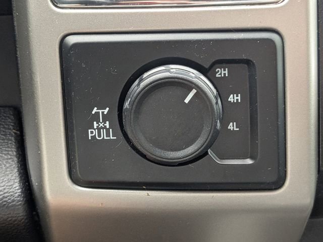 Used 2017 Ford F250 Lariat w/ Chrome Package image 24