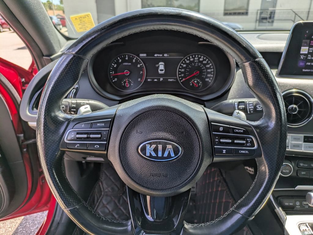 Used 2019 Kia Stinger GT1 image 21