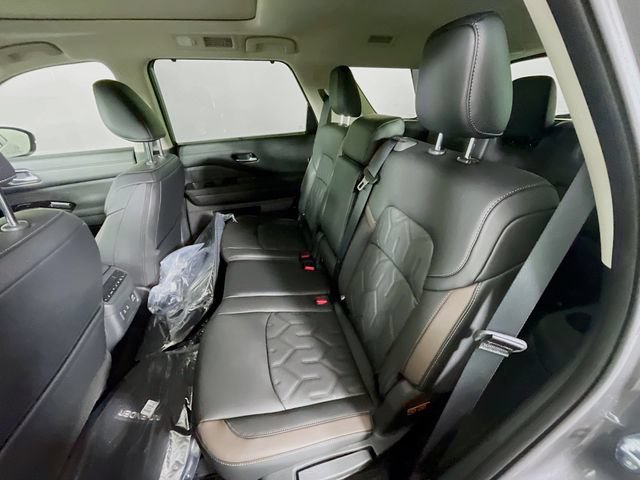 New 2026 Nissan Pathfinder Platinum w/ Cargo Package FWD image 14