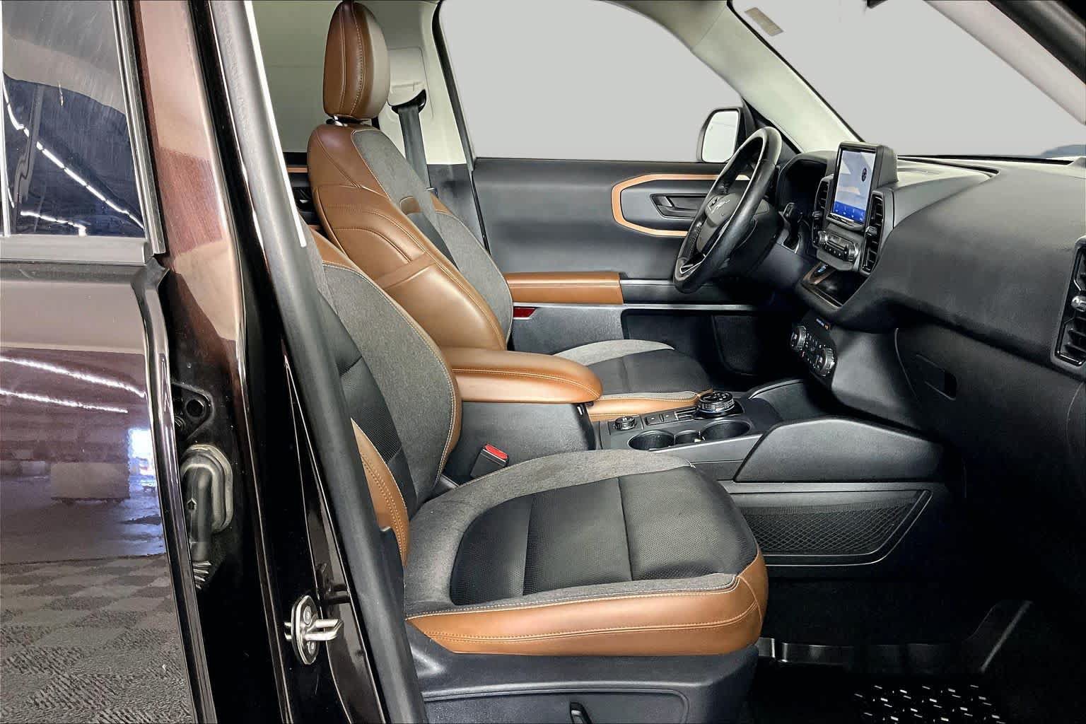 Used 2021 Ford Bronco Sport Outer Banks AWD/4WD image 9