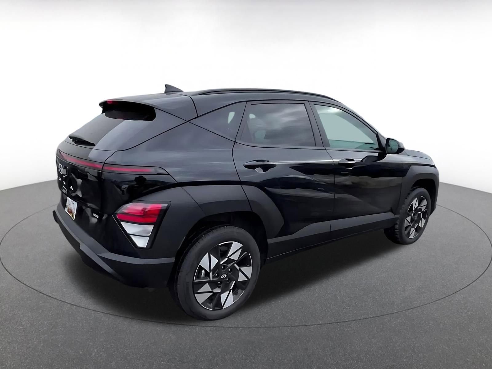 Used 2025 Hyundai Kona SEL image 15