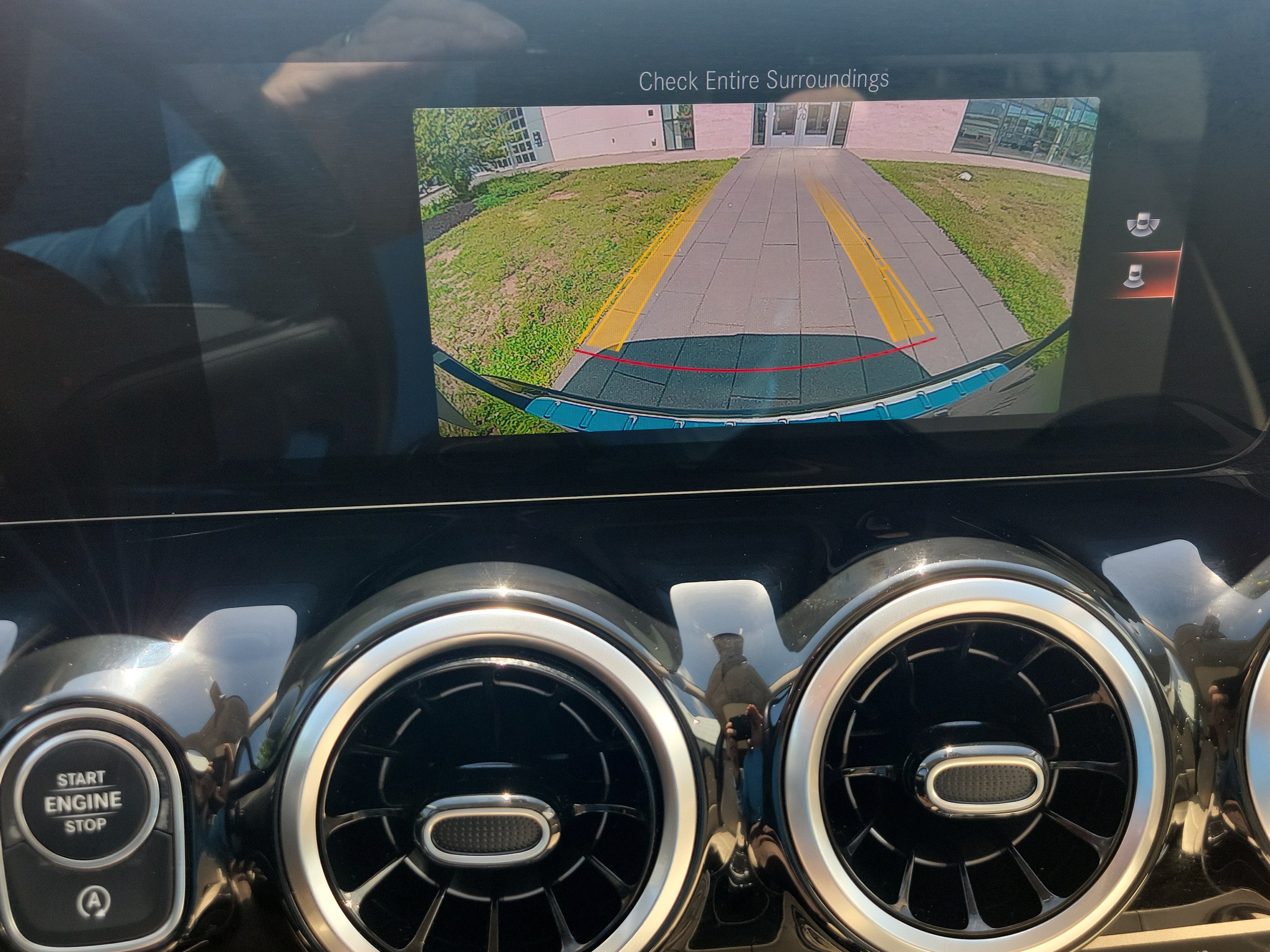 Used 2022 Mercedes-Benz GLA 250 4MATIC image 25