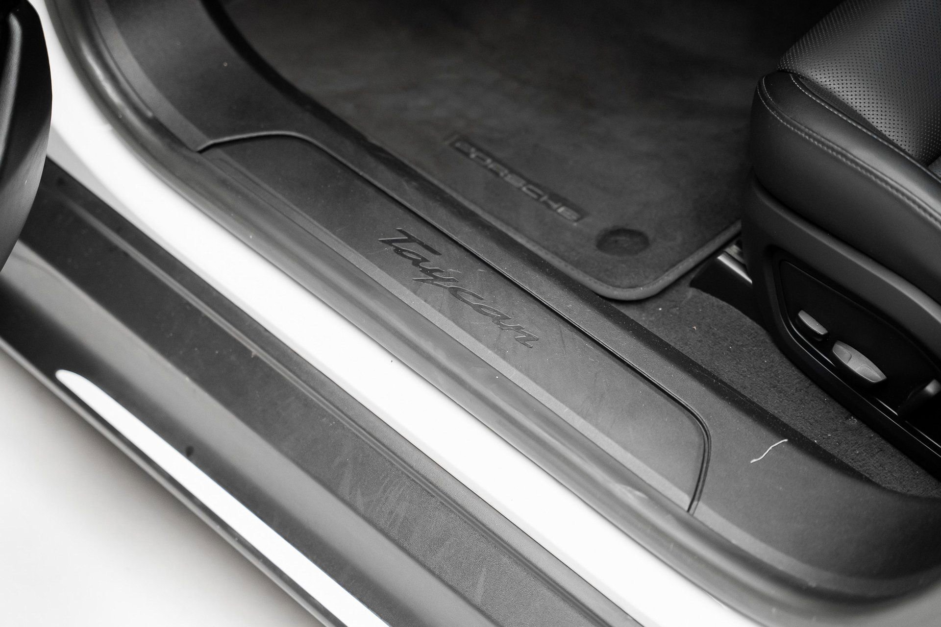 Used 2022 Porsche Taycan image 56