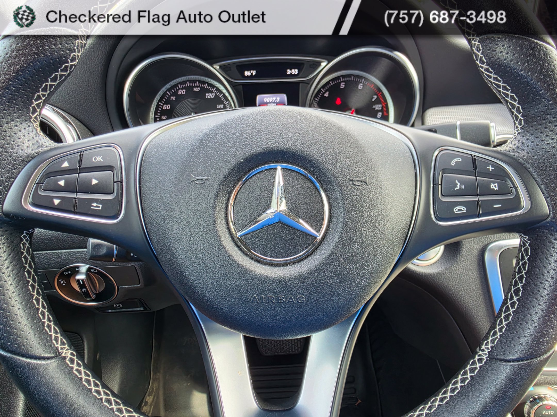 Used 2018 Mercedes-Benz GLA 250 4MATIC image 14