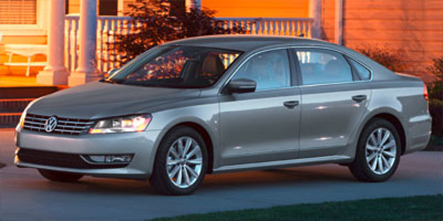 Used 2012 Volkswagen Passat TDI SE FWD image 1