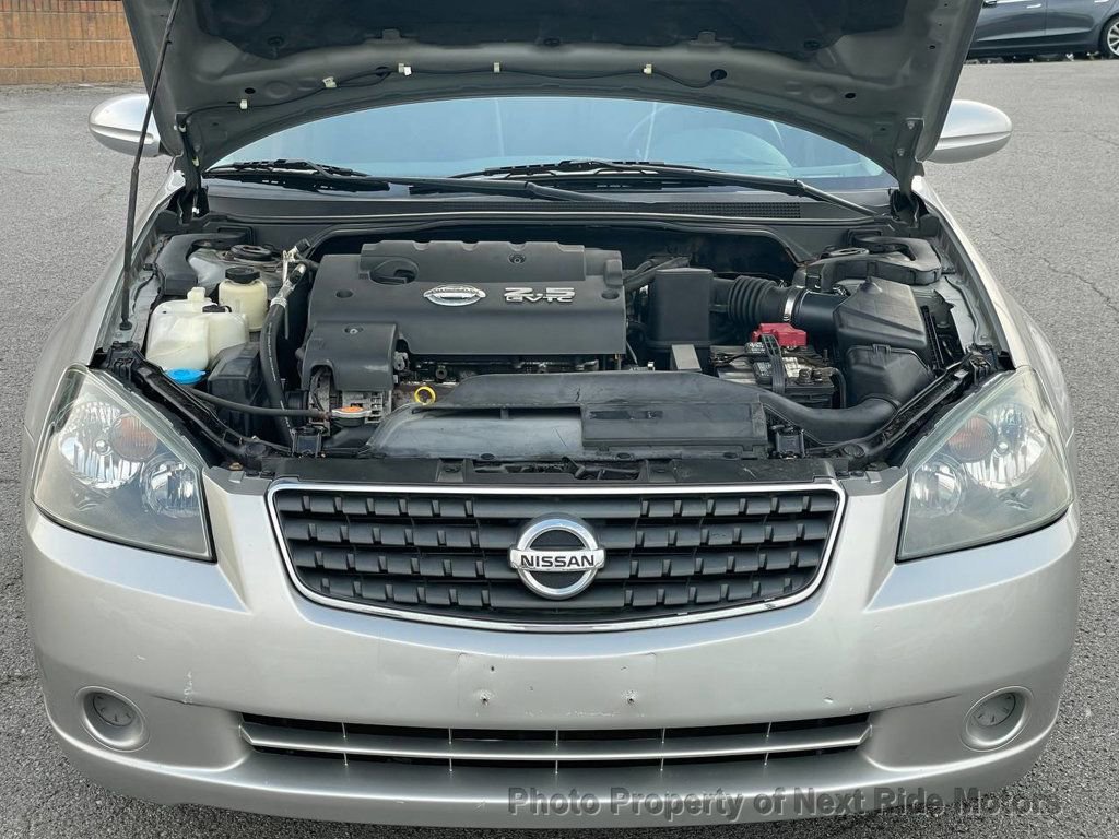 Used 2005 Nissan Altima 2.5 S w/ (S02) Side Airbags Pkg FWD image 21
