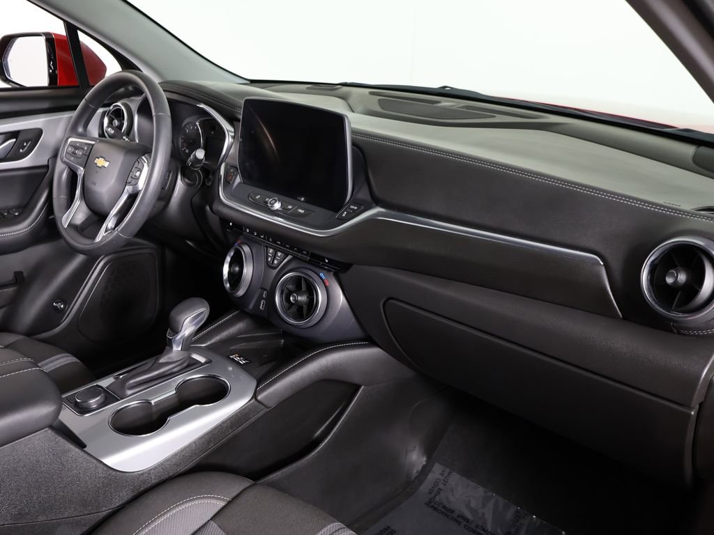Used 2024 Chevrolet Blazer LT w/ Convenience Package FWD image 28