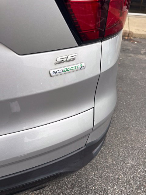Certified 2019 Ford Escape SE FWD image 33