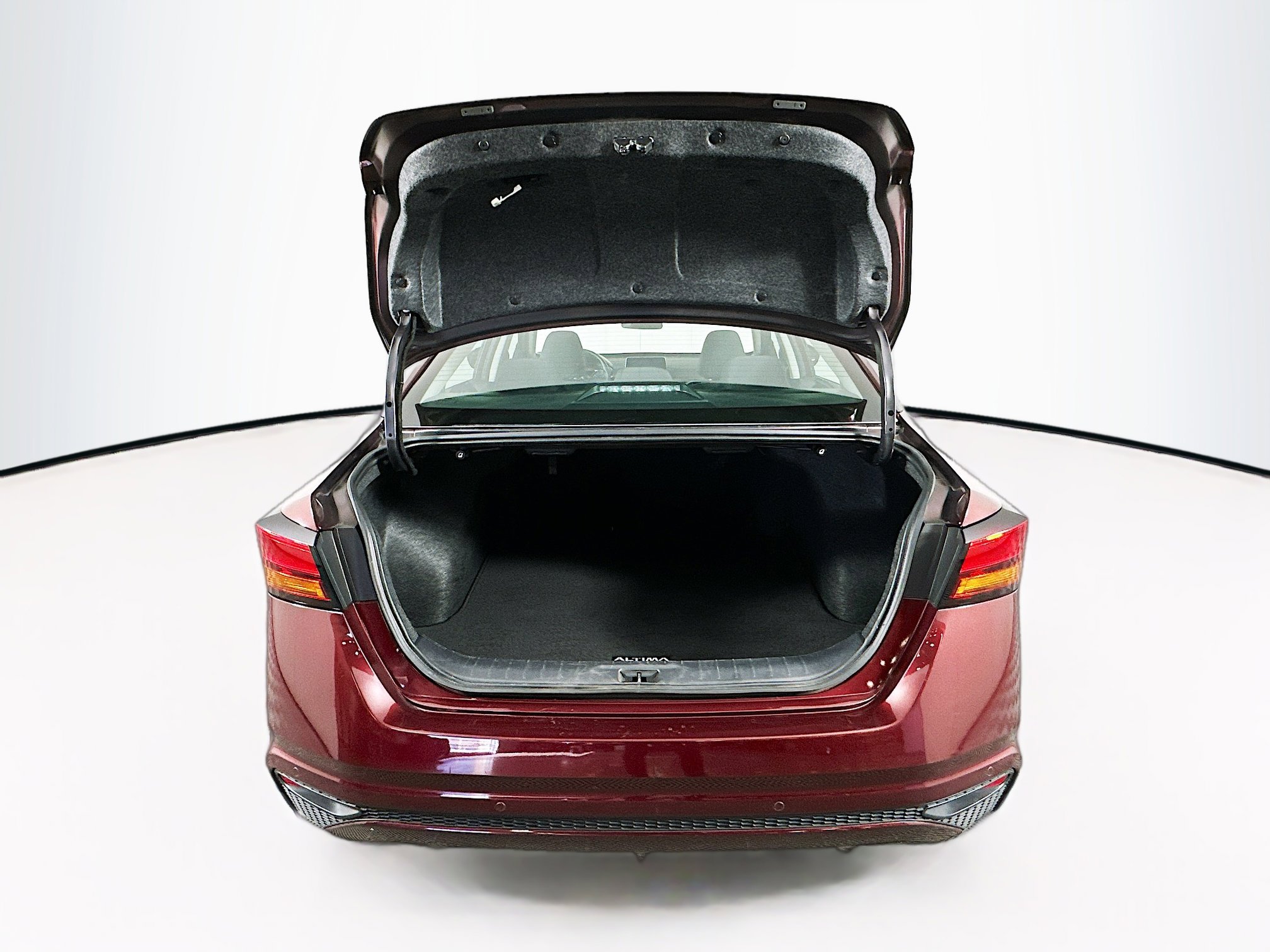 Used 2025 Nissan Altima 2.5 SV image 27