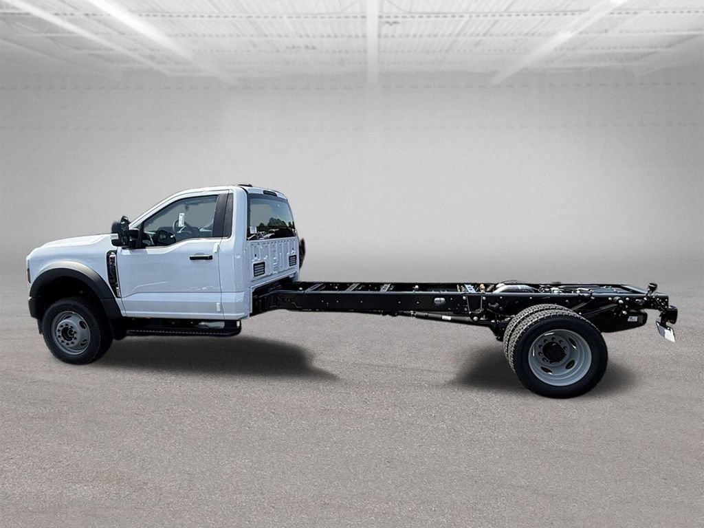 New 2026 Ford F550 2WD Regular Cab Super Duty image 8