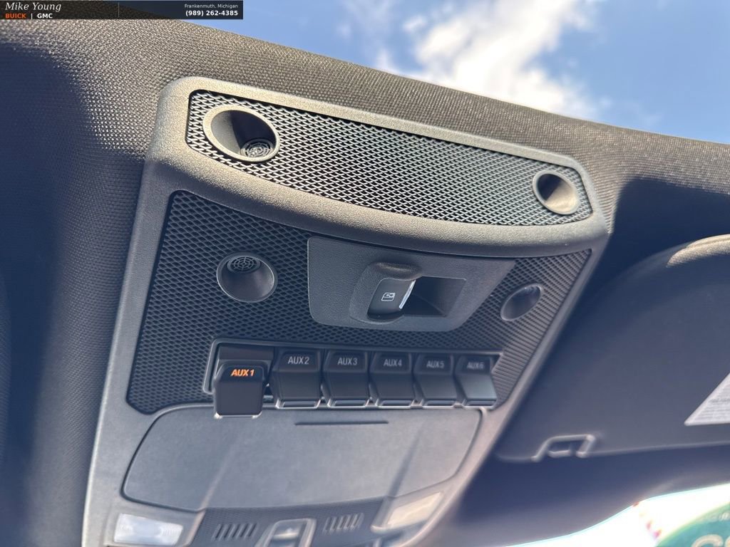 Used 2022 Ford F250 Lariat w/ Tremor Off-Road Package image 34