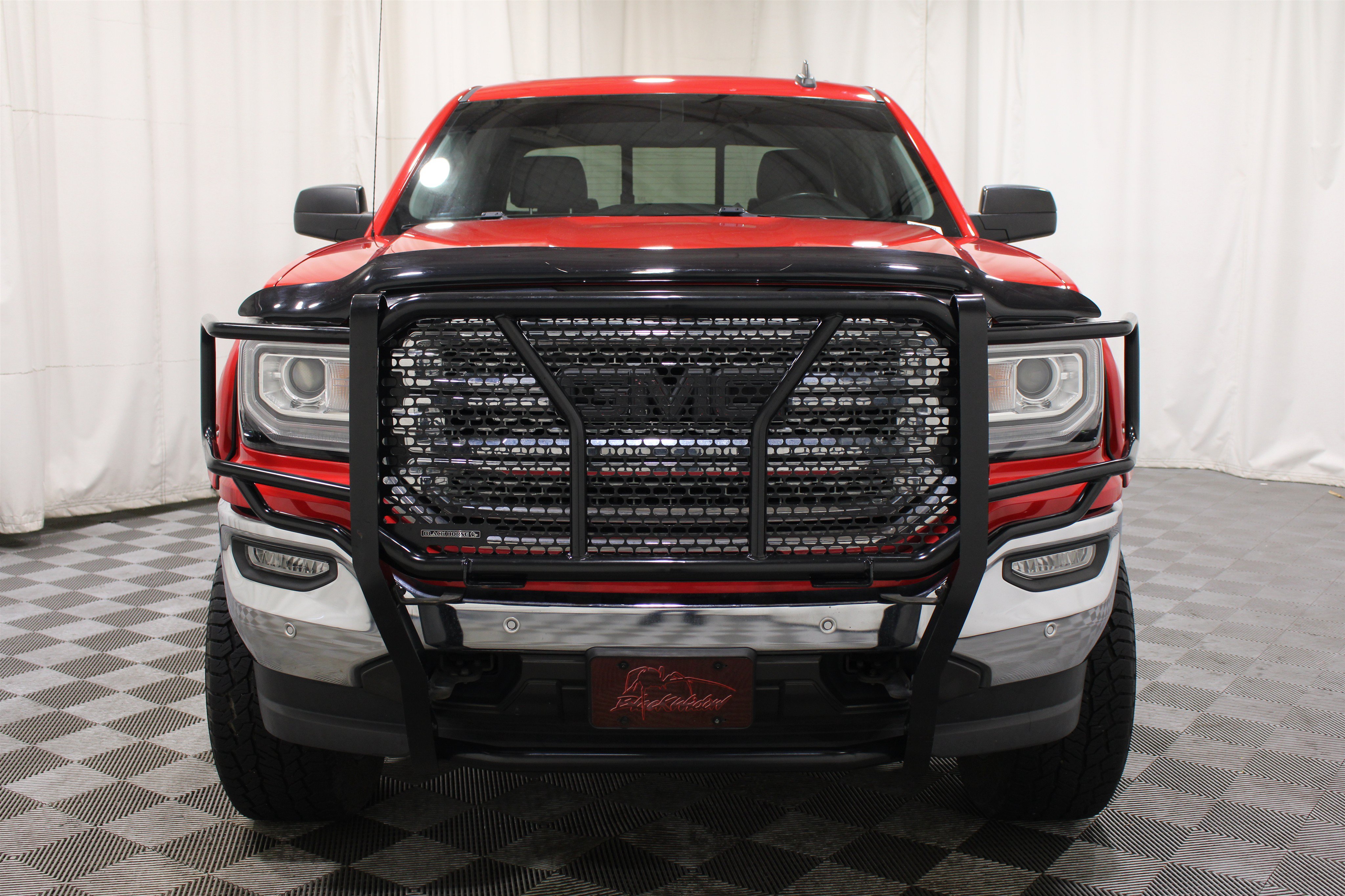 Used 2016 GMC Sierra 1500 SLT w/ SLT Preferred Package AWD/4WD image 32