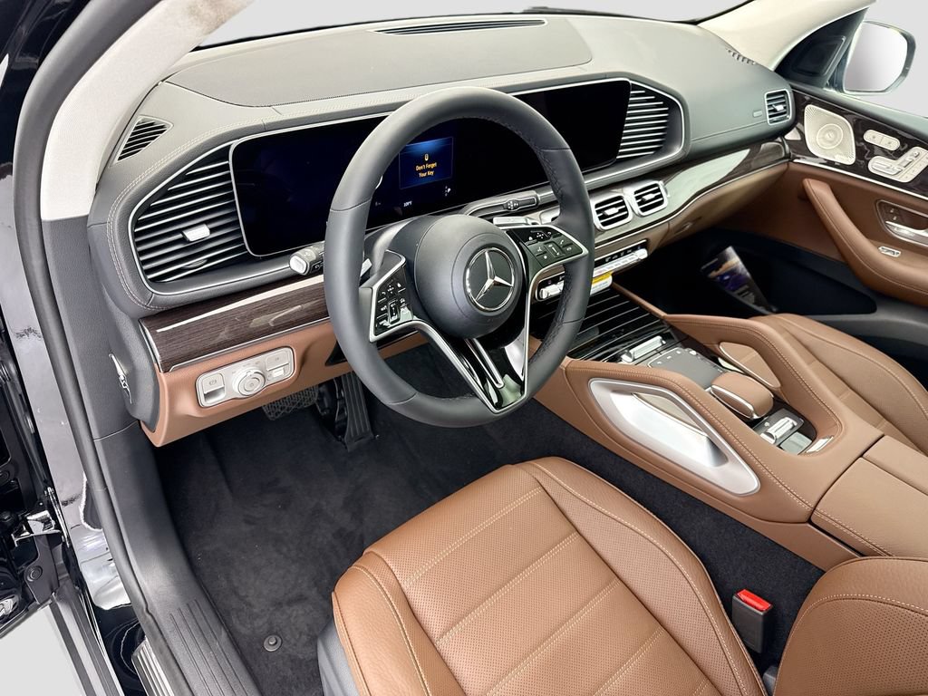 New 2026 Mercedes-Benz GLS 450 4MATIC image 10
