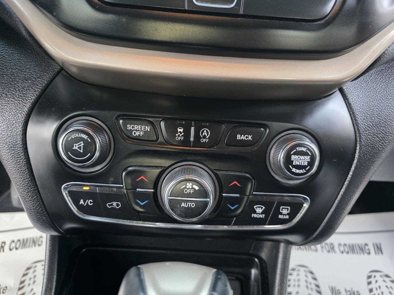 Used 2017 Jeep Cherokee Limited w/ Luxury Group image 21