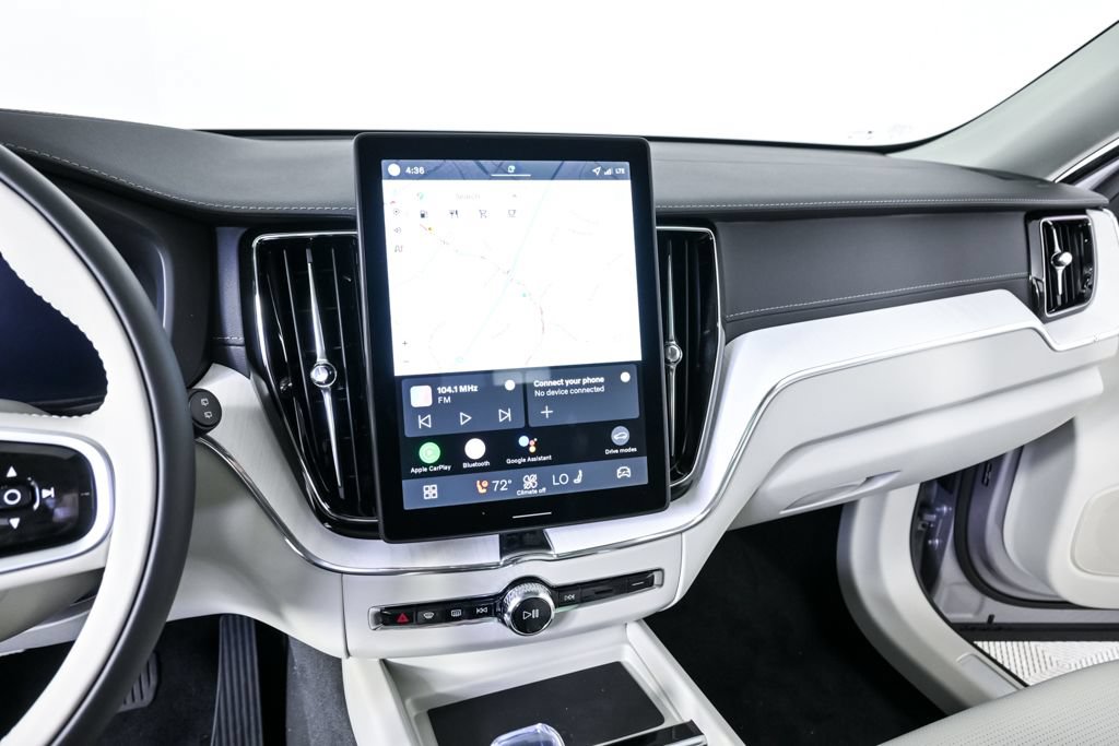 New 2026 Volvo XC60 B5 Ultra w/ Climate Package AWD/4WD image 13