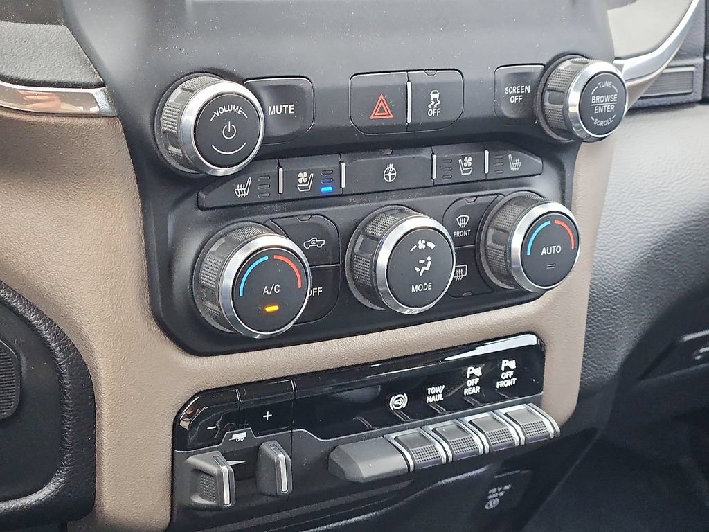 Used 2021 RAM 2500 Laramie AWD/4WD image 17