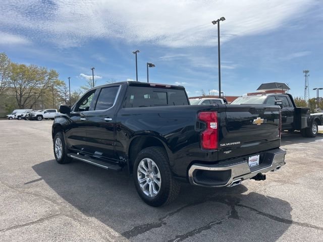 New 2026 Chevrolet Silverado 1500 LTZ w/ Z71 Off-Road Package AWD/4WD image 5