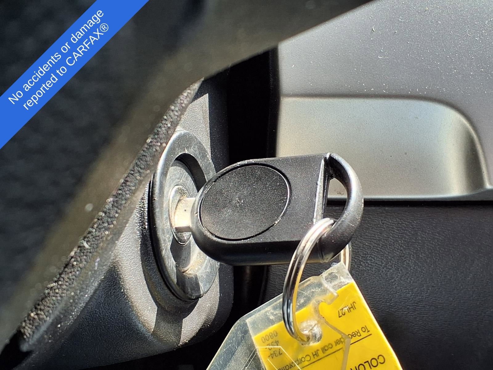 Used 2010 Ford Focus SES FWD image 25