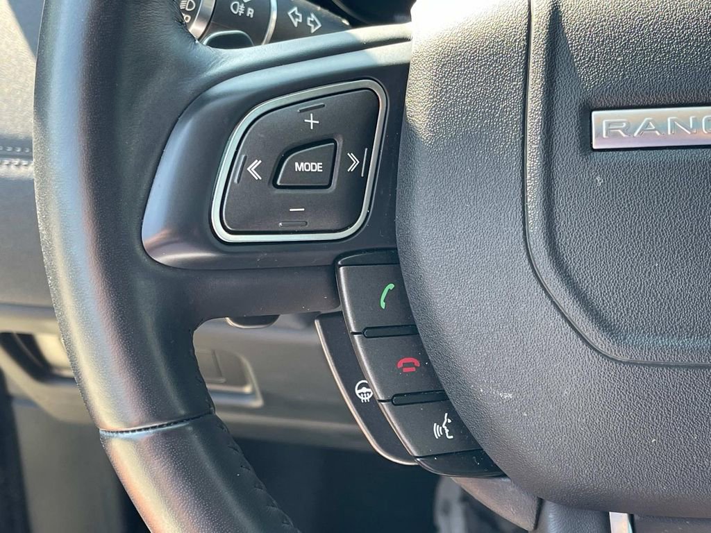 Used 2019 Land Rover Range Rover Evoque HSE image 29