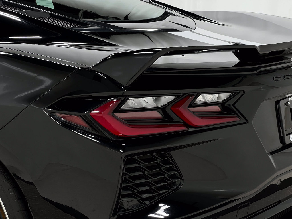 Used 2020 Chevrolet Corvette Stingray Premium Cpe w/ 3LT Preferred Equipment Group RWD image 37