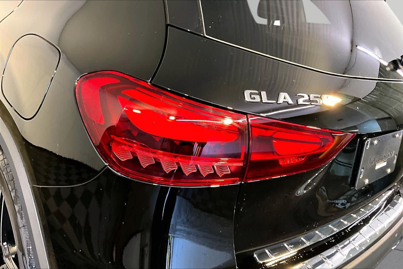 New 2026 Mercedes-Benz GLA 250 4MATIC image 5