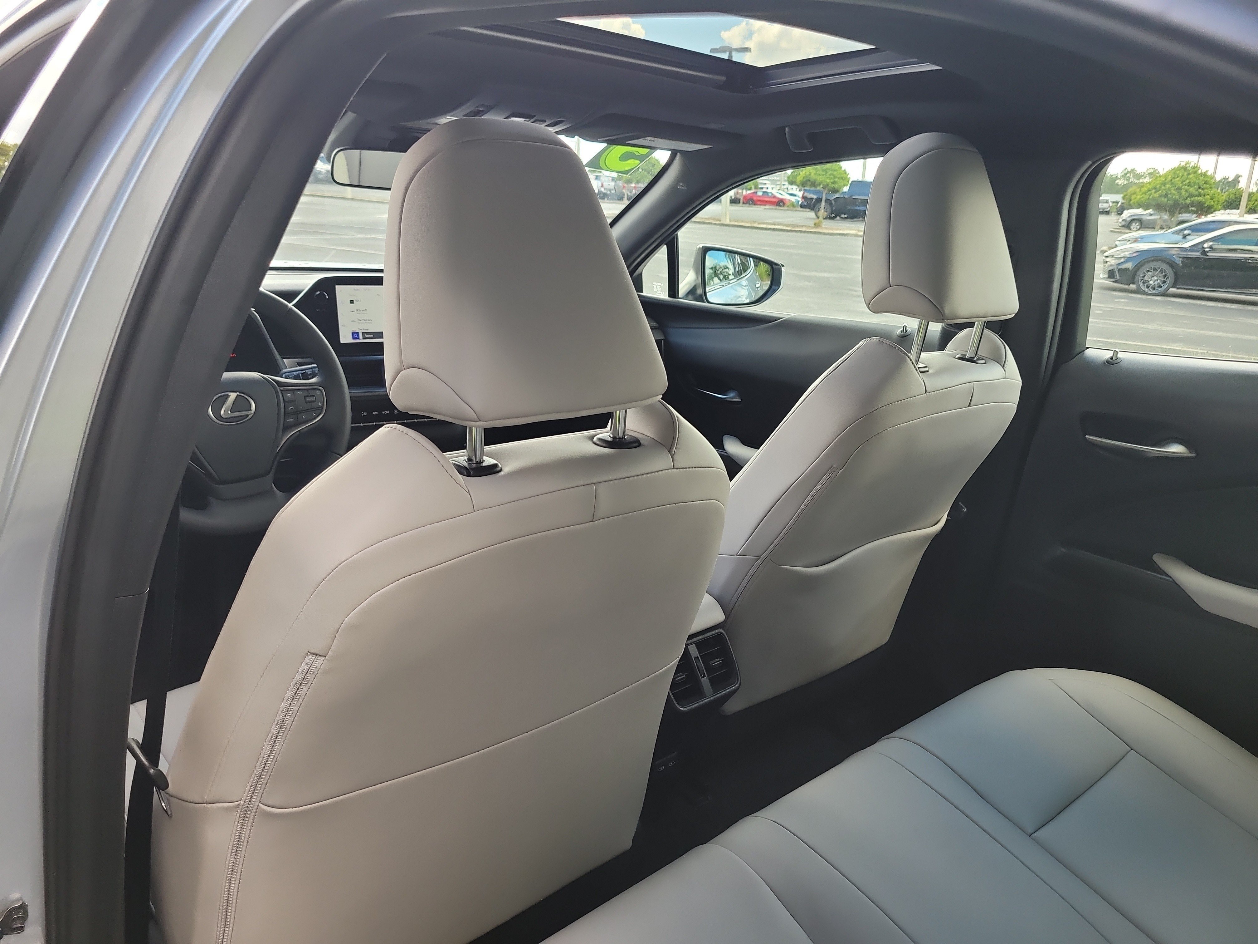 Used 2025 Lexus UX 300h FWD w/ Accessory Package (Z1) image 13