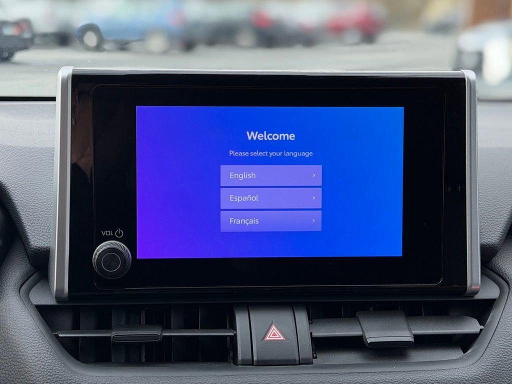 Used 2024 Toyota RAV4 SE w/ Weather & Moonroof Package image 12